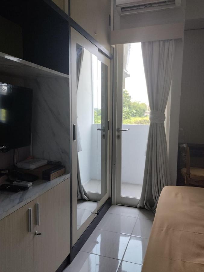 Amartha View Apartement Tambakaji Esterno foto