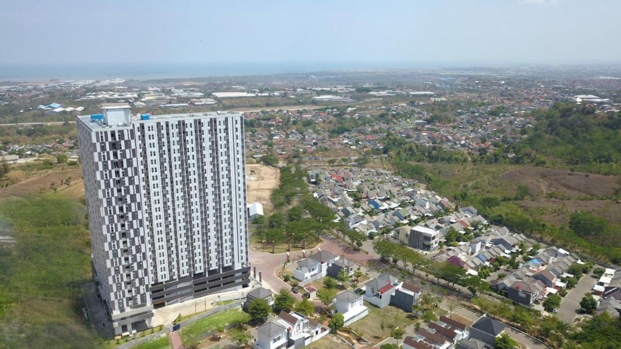 Amartha View Apartement Tambakaji Esterno foto